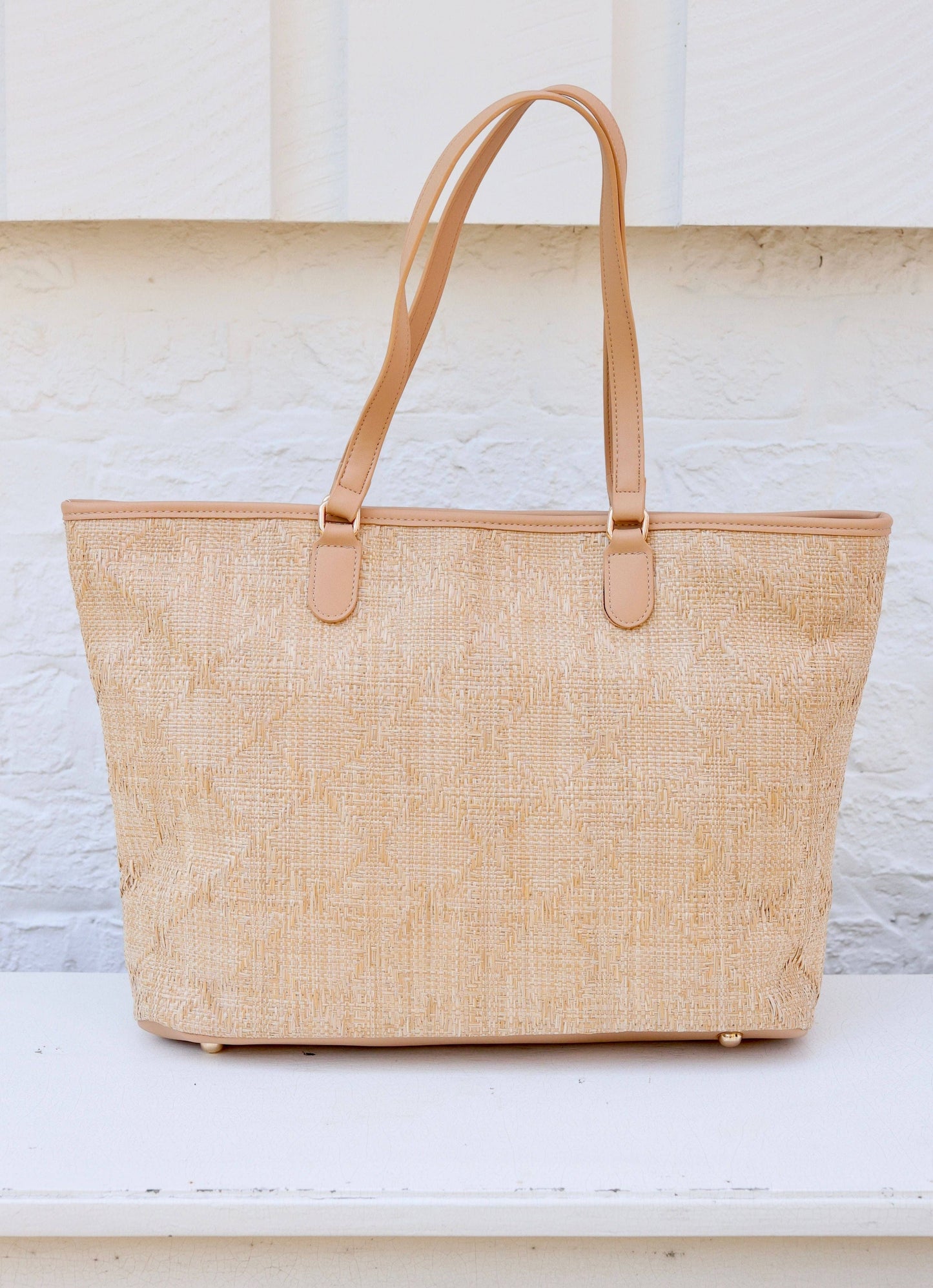 Caroline Hill - James Tote CH x Carla Covington